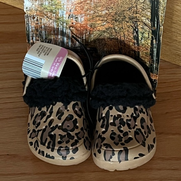 Lily and Dan warm lined clogs size 5/6 - Picture 3 of 4